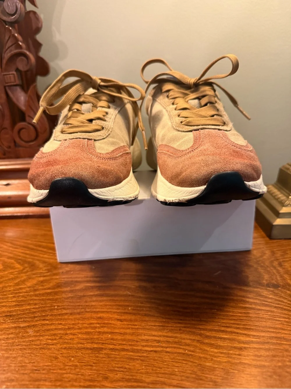 Tory Burch Good Luck Trainer / Nat Suede  Cream/Navy/Pink Moon Size 6 $328